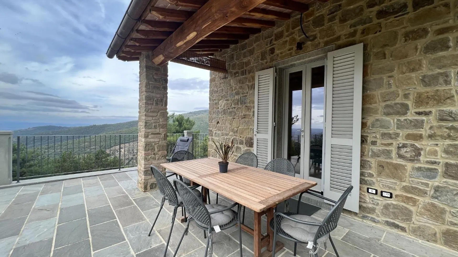 Villa Luana Cortona 0*,